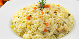 Receita Arroz de couve-flor cremoso com legumes