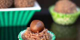 Receita Brigadeiro de Abacate LowCarb