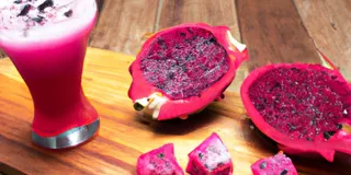 Receita Caipirinha de Pitaya – refrescante e baixa em carboidratos!