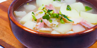 Receita Caldo de mandioca com bacon cremoso e irresistível