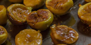 Receita Figo assado vegano com mel e canela