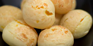 Receita Pão de Queijo Fofinho na Airfryer em 3 Passos