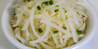 Receita Salada refrescante de cebola roxa