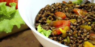 Receita Salada de Lentilha com Tomate: Um Prato Low Carb