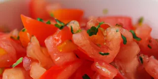 Receita Salada de Tomate Cereja Low Carb