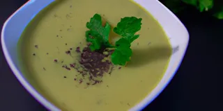 Receita Sopa Verde Detox: uma receita saudável e deliciosa