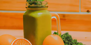 Receita Suco Detox de Couve com Laranja: uma deliciosa e saudável combinação!