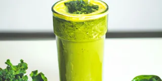 Receita Suco detox de couve para enxugar a barriga